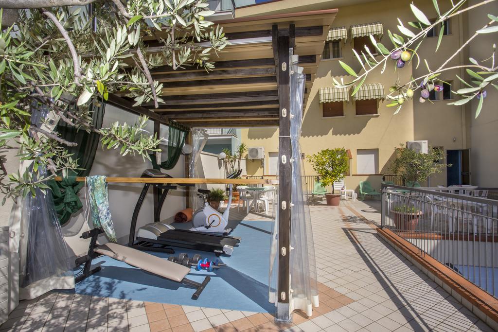 Hotel Lugano Cattolica Exterior foto